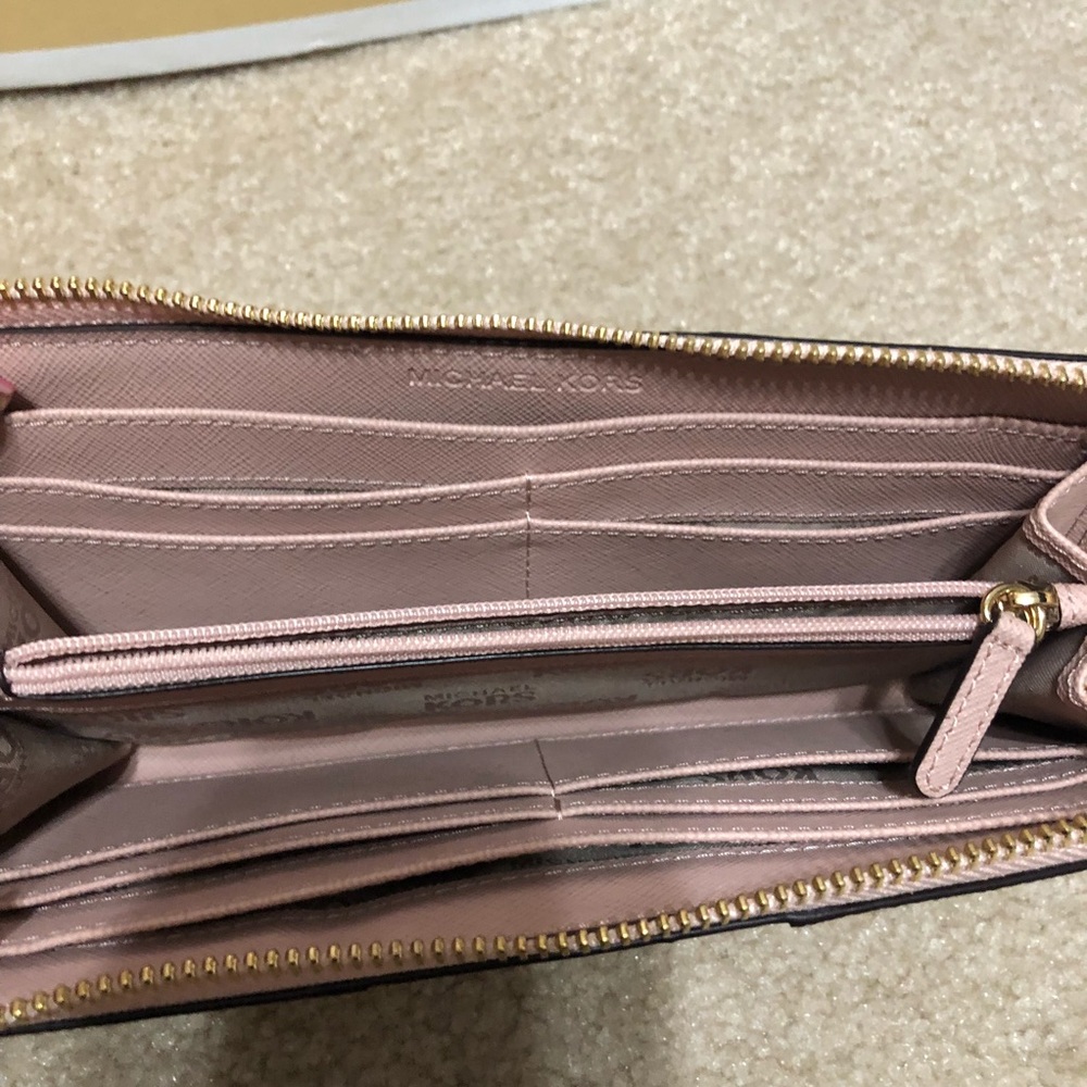 Michael Kors crossbody purse & wallet both NWT - Picture 5 of 5